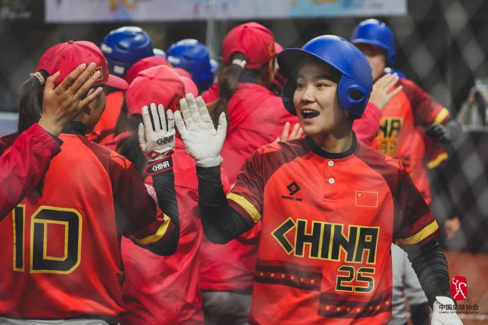 浙江·绍兴古越龙山鉴湖女侠队领跑本赛季联赛：