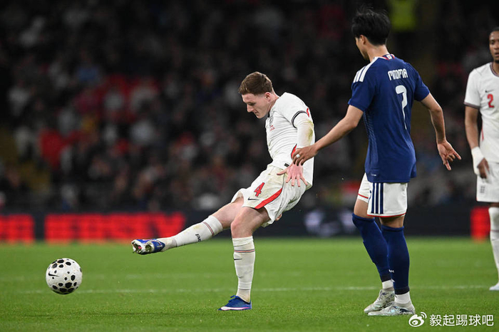 安德森晒合照倾向曼联 曼城争夺遇挑战