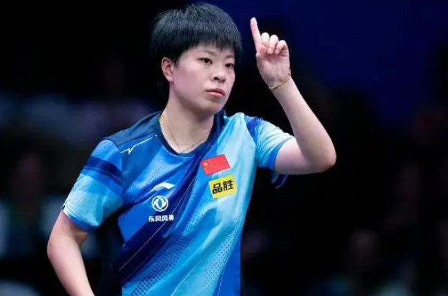 王艺迪世界杯小组赛首战告捷，力克波兰老将巴