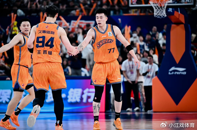 上海男篮冲击17连胜迎战宁波富邦