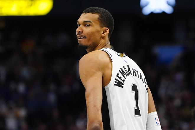 杨瀚森创历史第七位NBA季后赛球员 开拓者迎战马